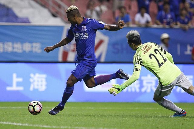 天津泰达客场憾负上海绿地申花，陷入困境的简单介绍