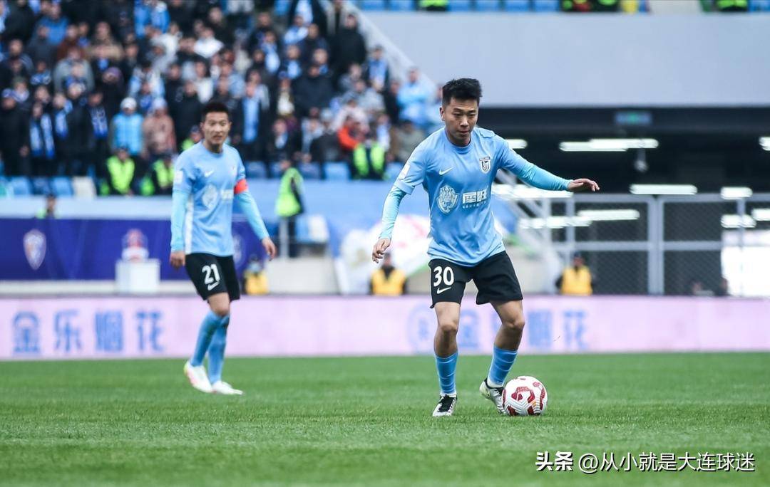 大连一方惊险取胜，保持不败战绩的简单介绍