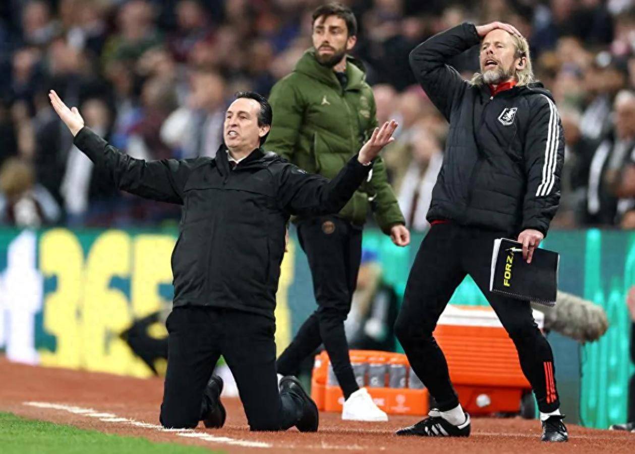 aoa体育直播-欧冠比赛中一支劲旅成功突围