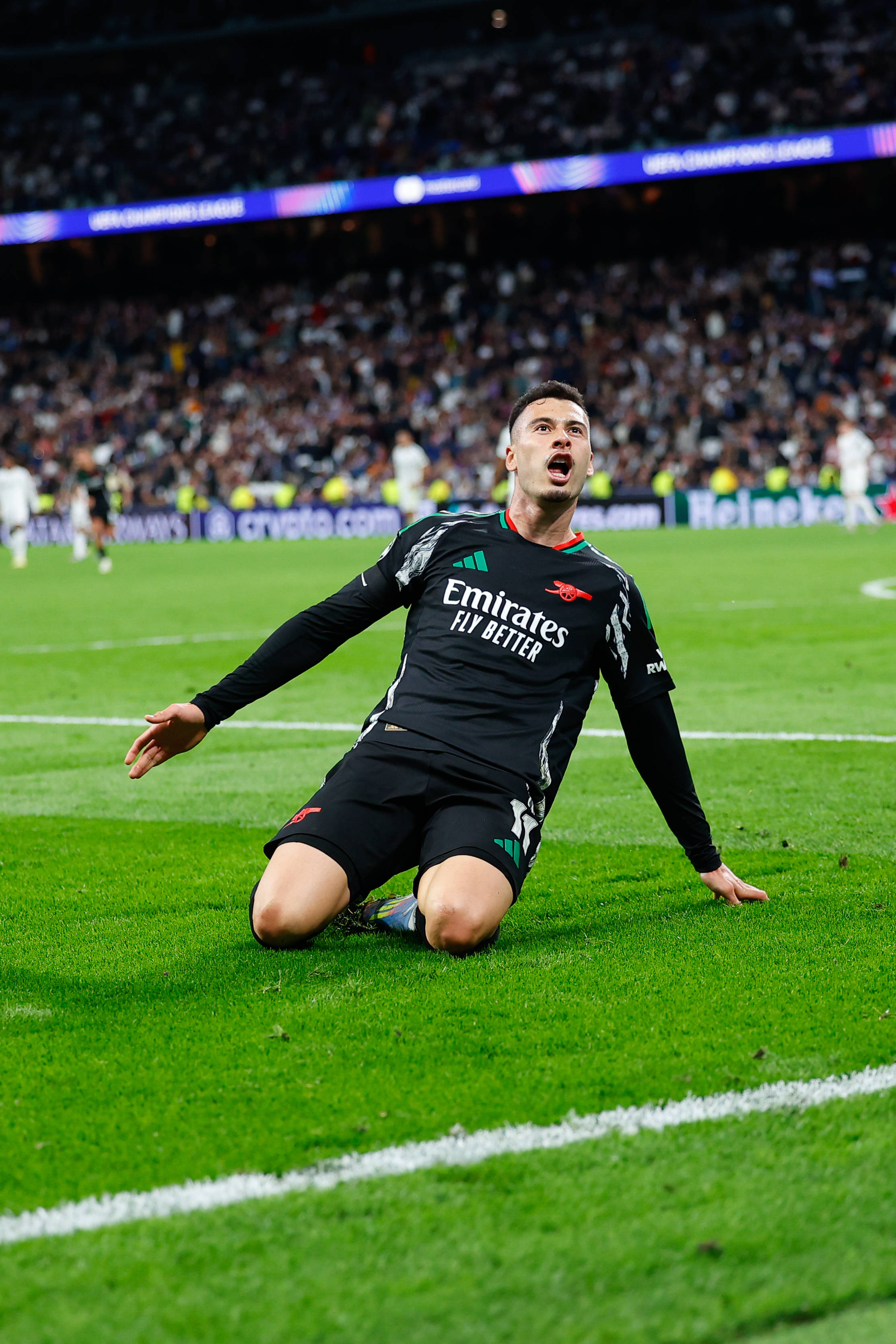 皇马客场胜利,成功晋级欧冠四强的简单介绍 皇马客场胜利,成功晋级欧冠四强的简单介绍