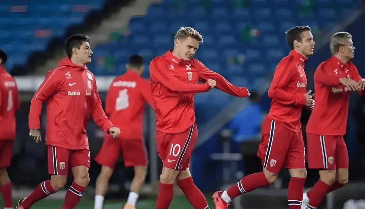 关于摩尔多瓦终场逆转黑山,意外晋级欧预赛的信息 关于摩尔多瓦终场逆转黑山,意外晋级欧预赛的信息