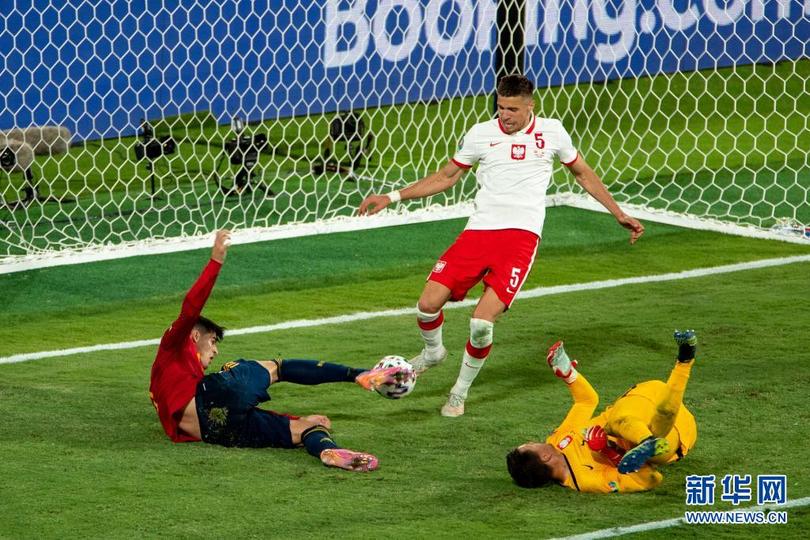 欧锦赛球队争夺胜利，胜负扑朔迷离的简单介绍