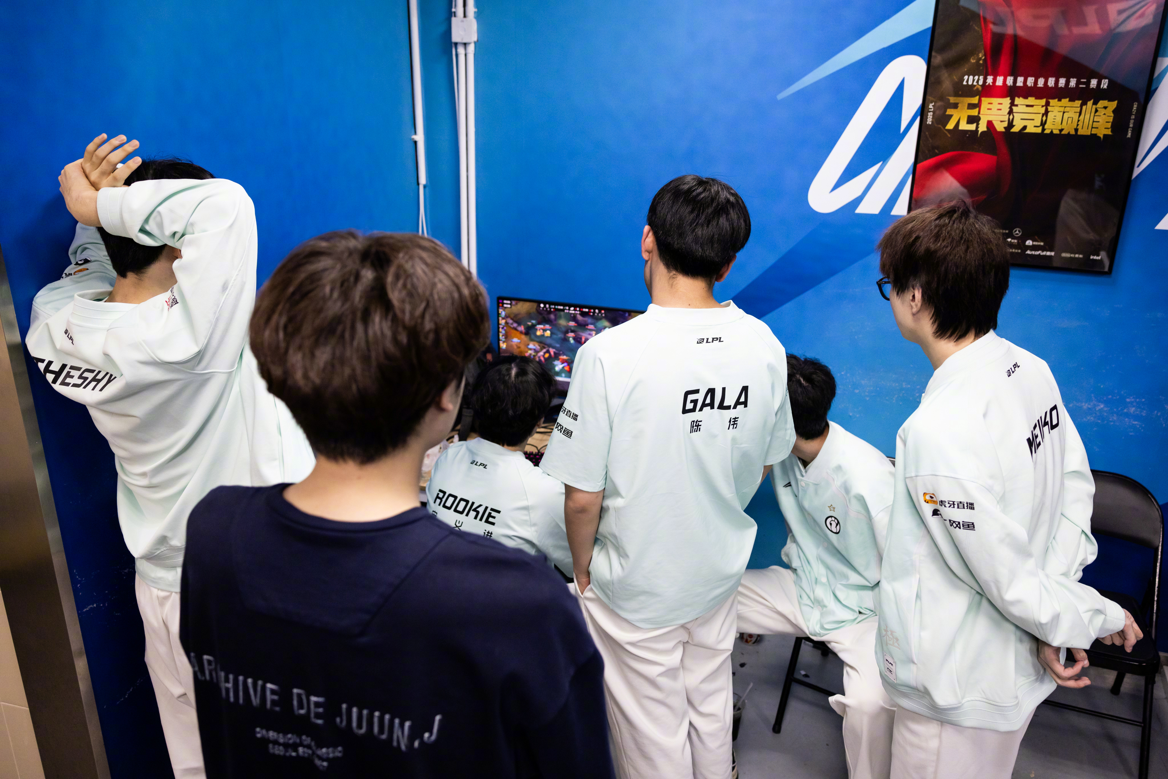 aoa体育馆-运动员们将在赛场上一决胜负