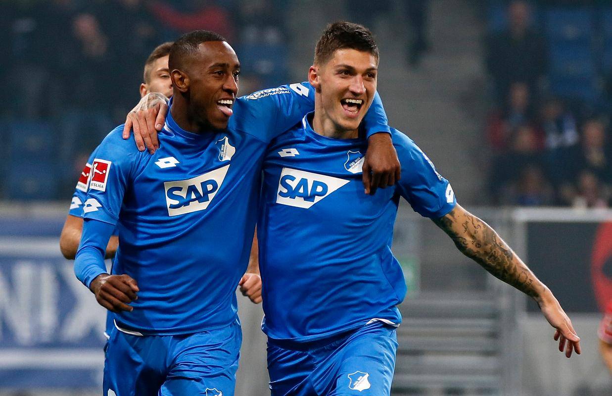 霍芬海姆击败劲敌,夺得宝贵三分 霍芬海姆击败劲敌,夺得宝贵三分