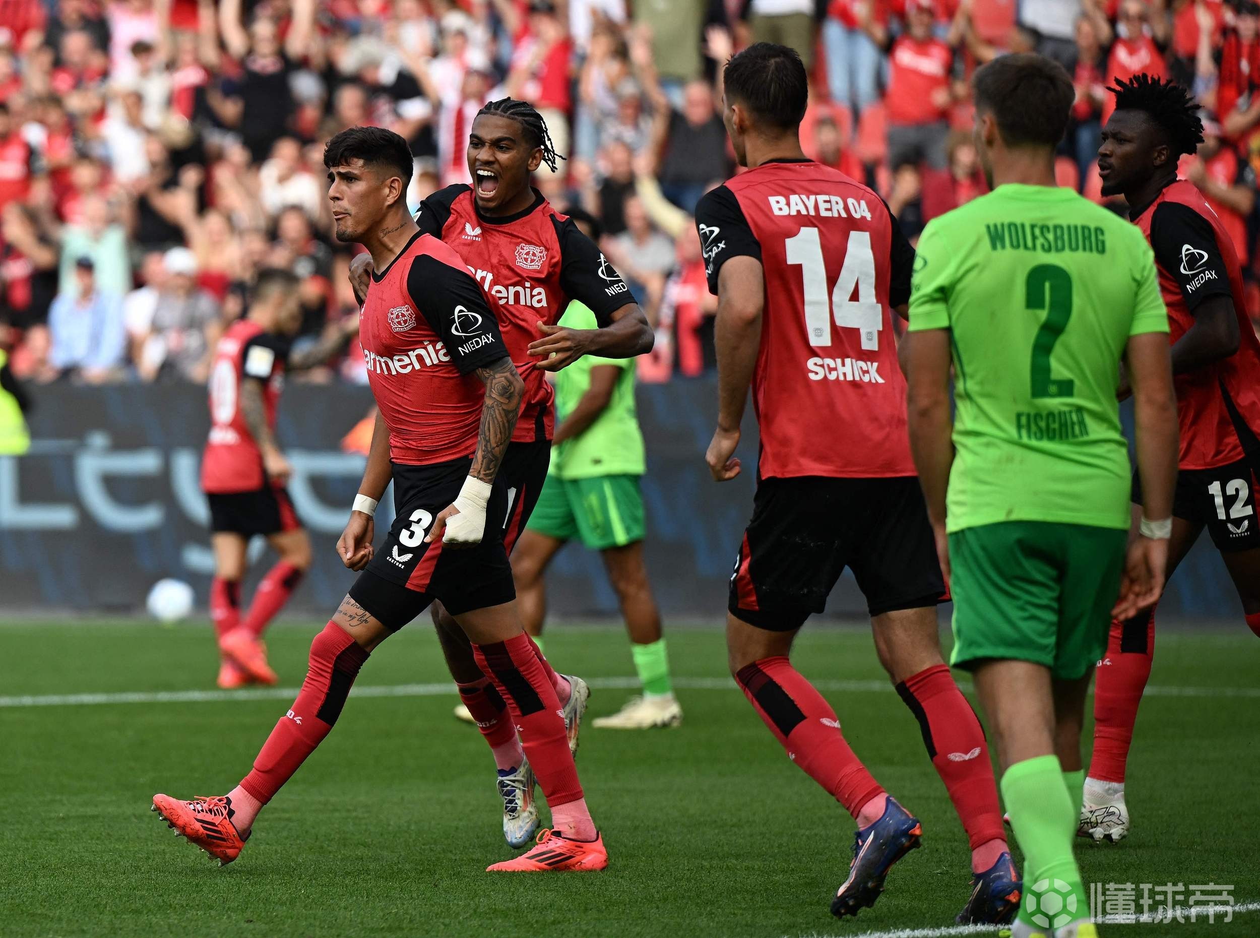 勒沃库森在主场击败劲旅，继续保持胜利步伐