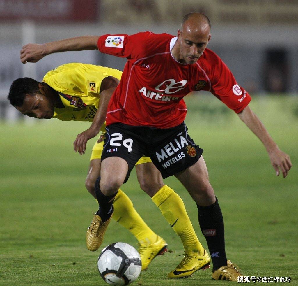 aoa体育娱乐-利兹联主场告捷，保级前景渐趋明朗的简单介绍