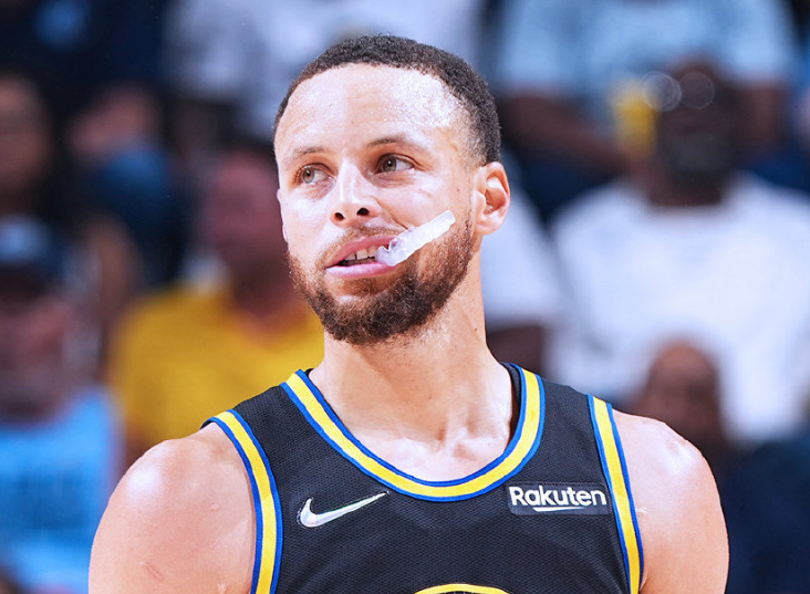 aoa体育课程-关于柏林赫塔球员实力雄厚，积分领跑局势的信息