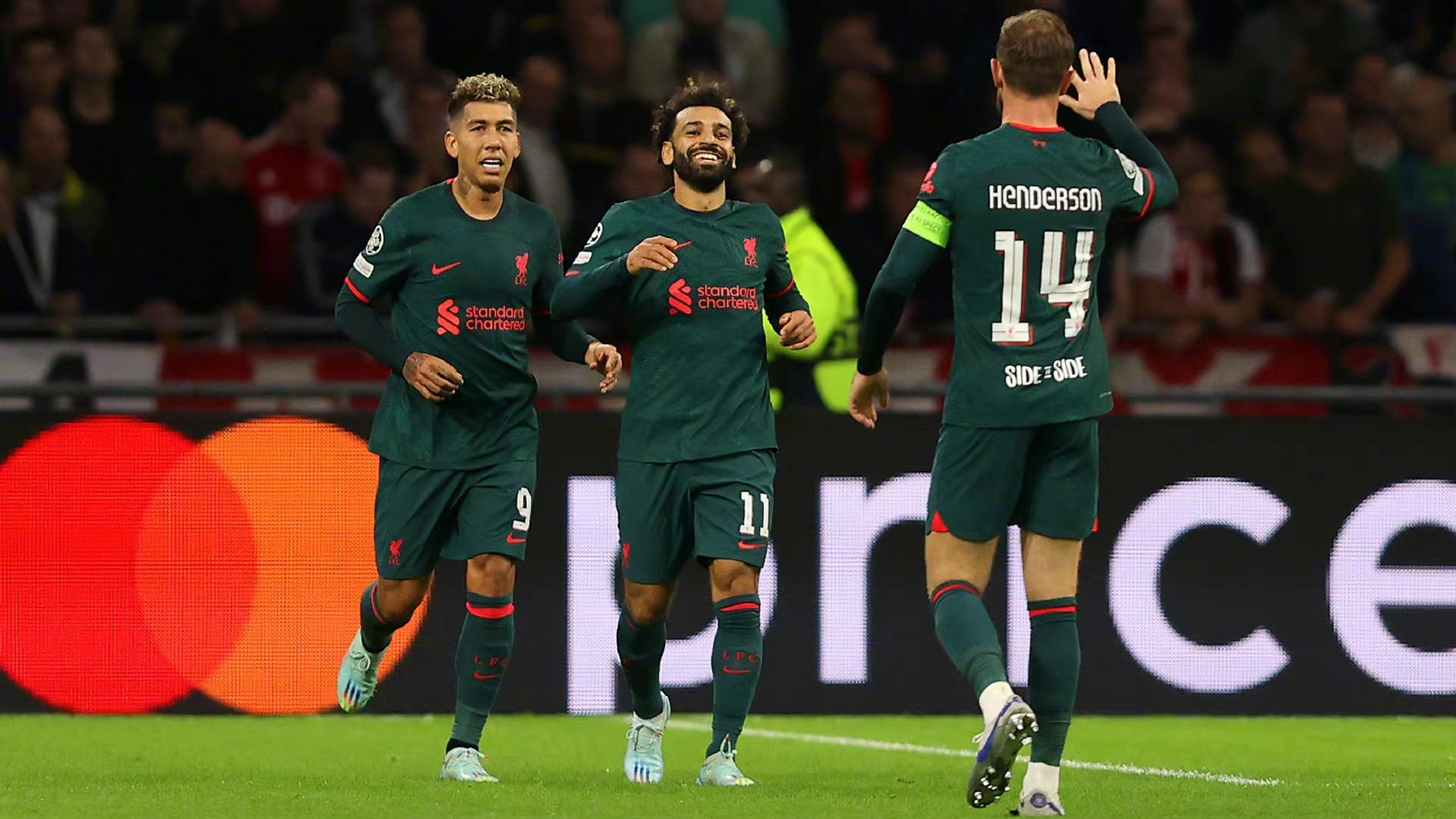 aoa体育活动-利物浦球员备战欧冠，决战小组赛